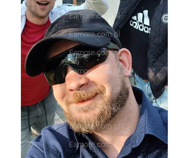 Pan szuka pani Końskie