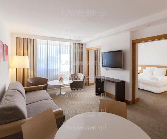 Pan szuka pani Kraków